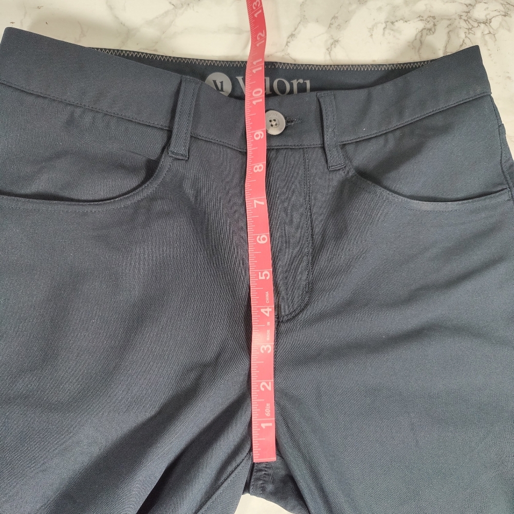 Vuori Men's Meta Pant in Navy Size 28 - Picture 12 of 12